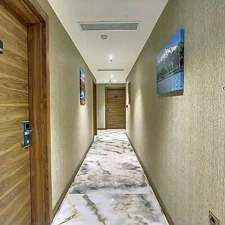 Отель Newway